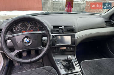 Седан BMW 3 Series 2004 в Глибокій