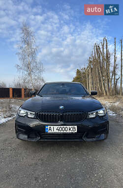 Седан BMW 3 Series 2022 в Києві