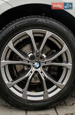 Седан BMW 3 Series 2020 в 