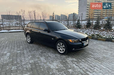 Универсал BMW 3 Series 2008 в Киеве