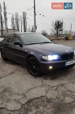 Седан BMW 3 Series 2002 в Хороле