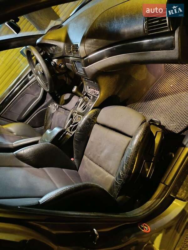 Седан BMW 3 Series 1998 в Днепре