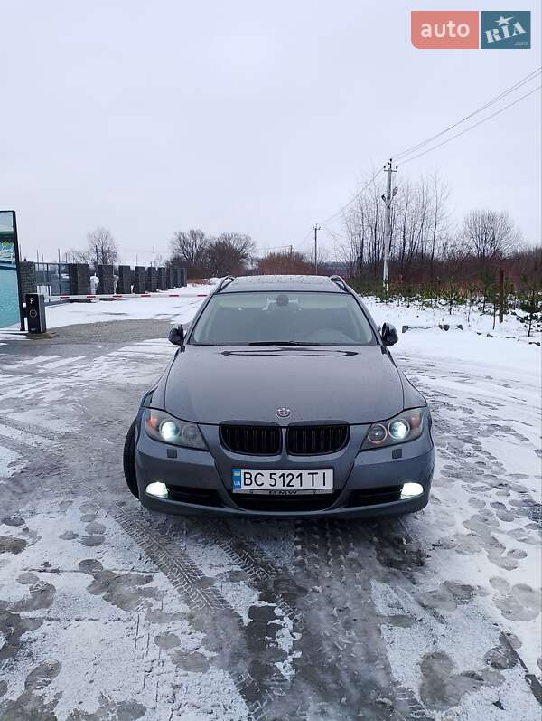Універсал BMW 3 Series 2005 в Винниках