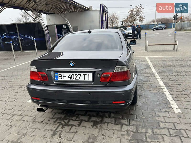 Купе BMW 3 Series 2004 в Одесі