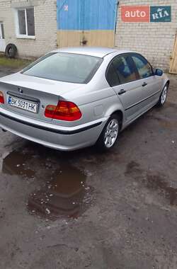 Седан BMW 3 Series 2002 в 