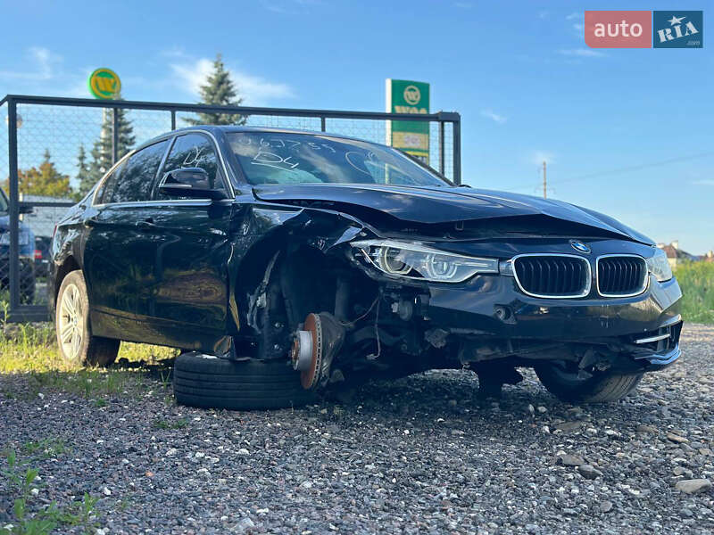 Седан BMW 3 Series 2017 в Львові