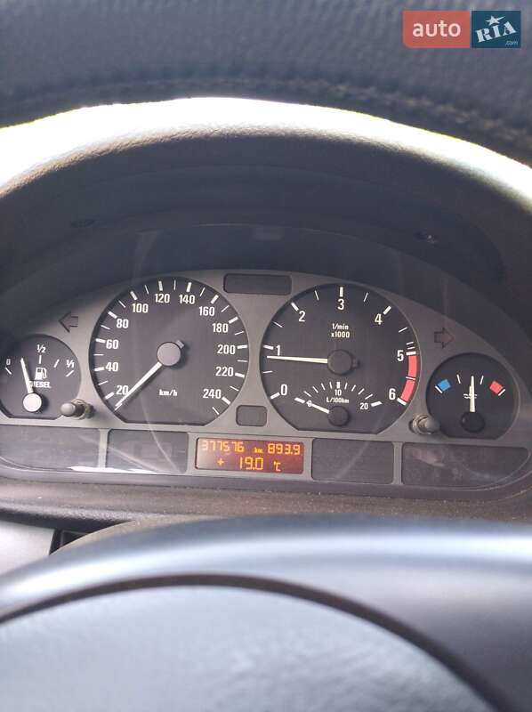 Универсал BMW 3 Series 2004 в Бердичеве фото 12 Универсал BMW 3 Series 2004 в Бердичеве