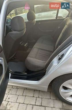 Седан BMW 3 Series 2000 в 