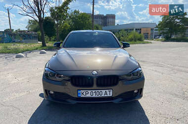 Седан BMW 3 Series 2014 в Запоріжжі