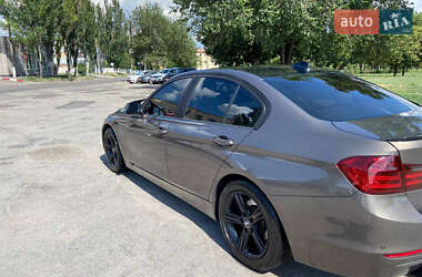 Седан BMW 3 Series 2014 в Запоріжжі