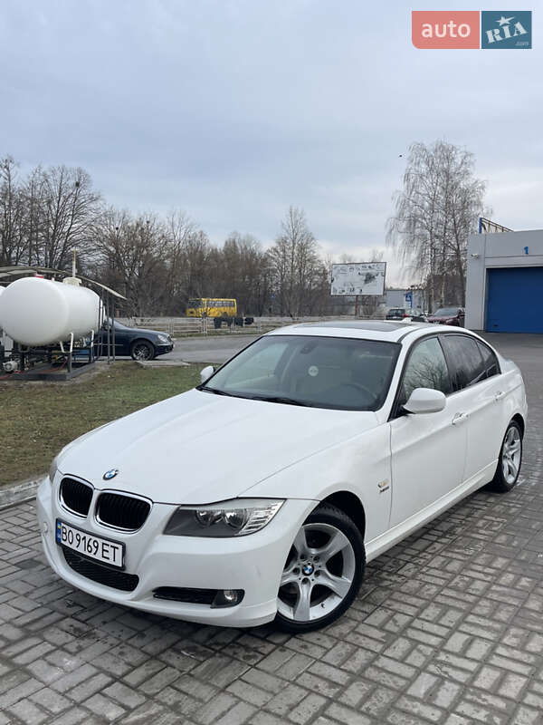 Седан BMW 3 Series 2011 в Тернополе