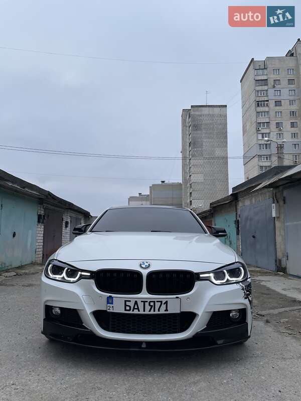 Седан BMW 3 Series 2017 в Харькове