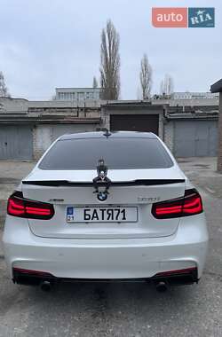 Седан BMW 3 Series 2017 в Харькове