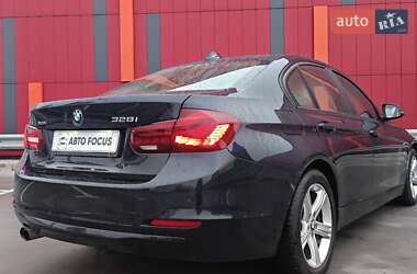 Седан BMW 3 Series 2013 в 
