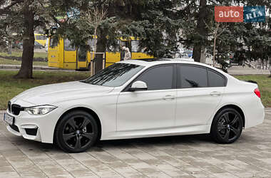 Седан BMW 3 Series 2016 в Вінниці