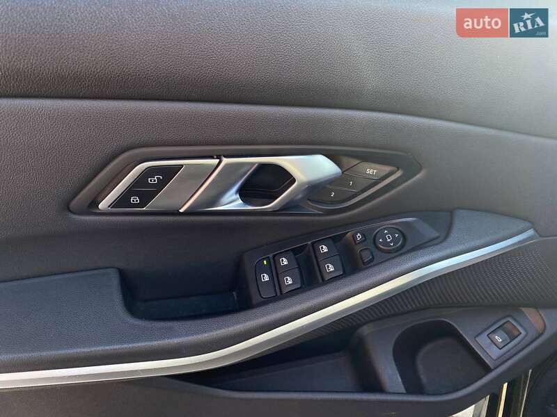 Седан BMW 3 Series 2019 в Львові фото 12 Седан BMW 3 Series 2019 в Львові