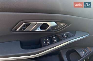 Седан BMW 3 Series 2019 в 