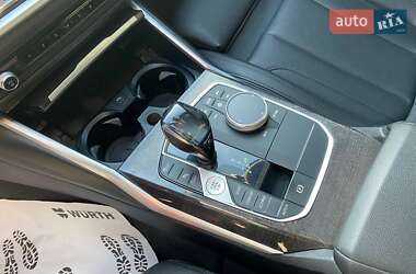 Седан BMW 3 Series 2019 в 