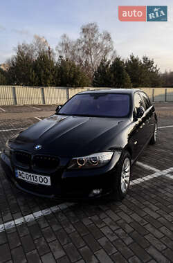 Седан BMW 3 Series 2009 в Луцке