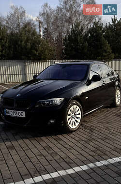 Седан BMW 3 Series 2009 в Луцке