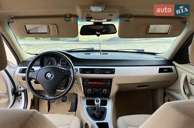 Універсал BMW 3 Series 2010 в Шумську