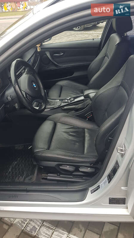 Универсал BMW 3 Series 2010 в Луцке фото 29 Универсал BMW 3 Series 2010 в Луцке
