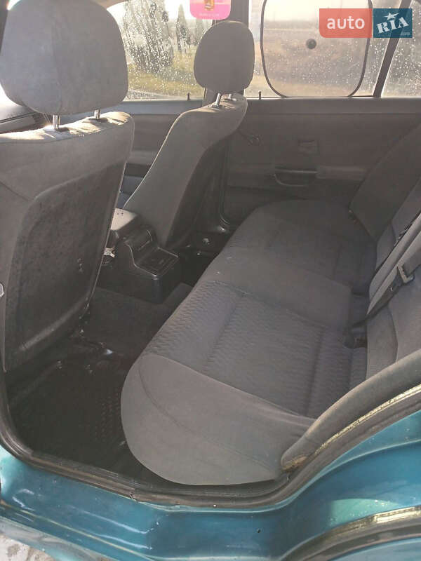 Седан BMW 3 Series 1995 в Яворове