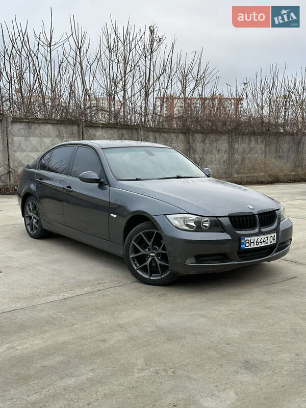 Седан BMW 3 Series 2005 в 