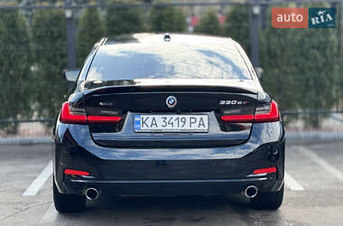 Седан BMW 3 Series 2022 в Киеве