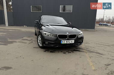 Седан BMW 3 Series 2018 в Дніпрі