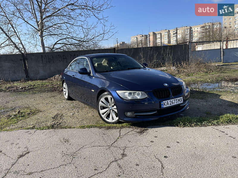 Купе BMW 3 Series 2011 в Херсоне