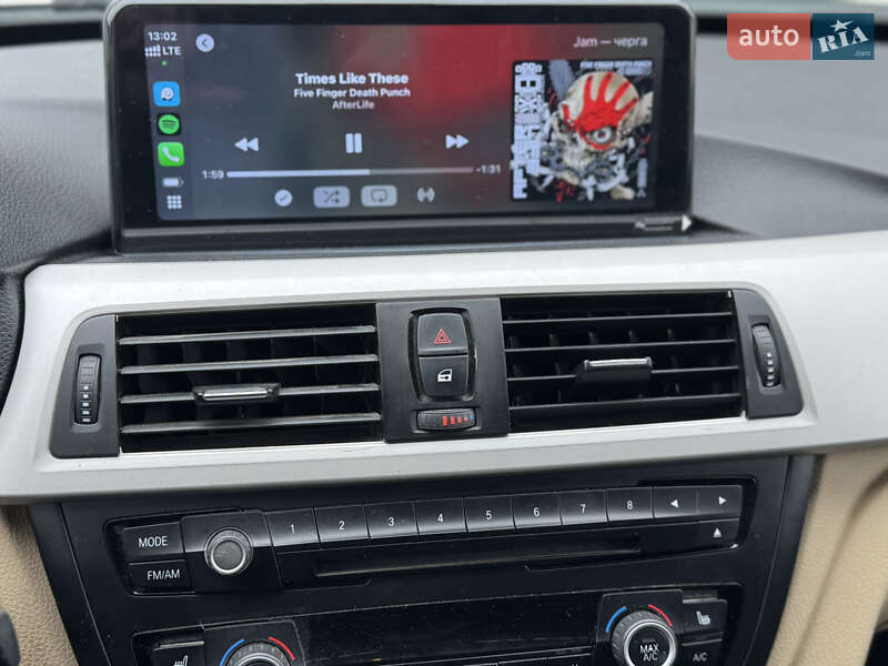 Седан BMW 3 Series 2013 в Чернівцях