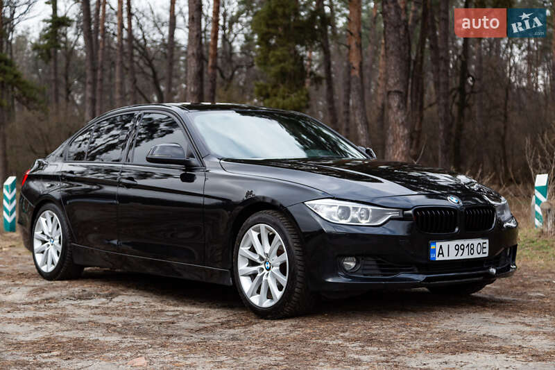 Седан BMW 3 Series 2012 в Києві