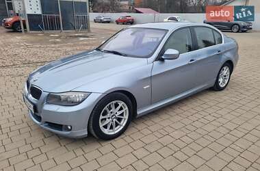 Седан BMW 3 Series 2010 в Коломые