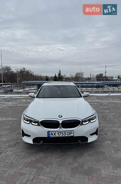 Седан BMW 3 Series 2019 в Харкові