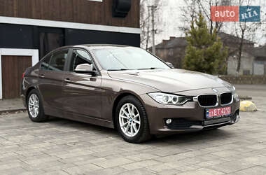 Седан BMW 3 Series 2012 в Тячеві