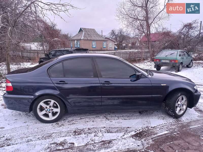 Седан BMW 3 Series 2002 в Коростене