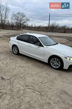 Седан BMW 3 Series 2016 в 