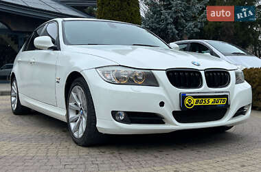 Седан BMW 3 Series 2011 в Львові