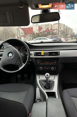 Седан BMW 3 Series 2007 в Ивано-Франковске