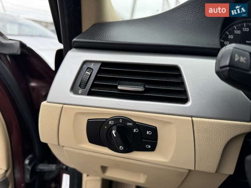 Универсал BMW 3 Series 2008 в Долине фото 33 Универсал BMW 3 Series 2008 в Долине