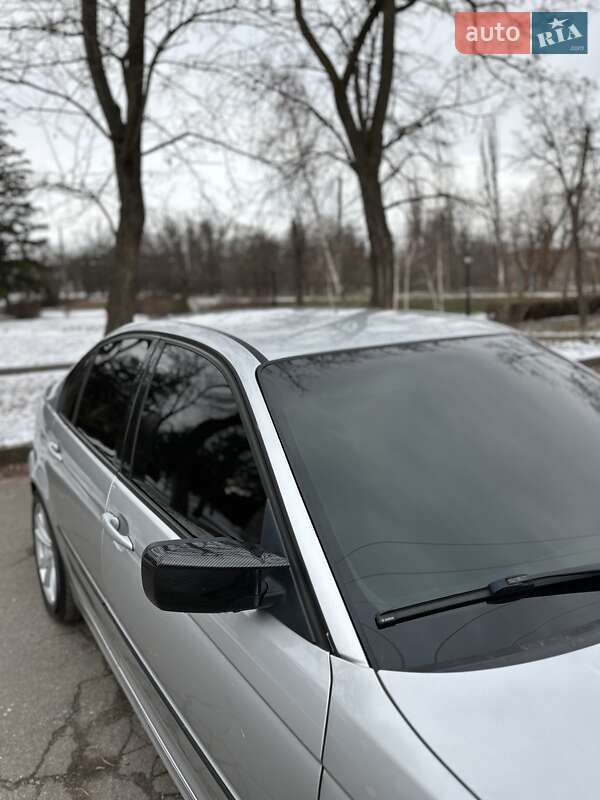 Седан BMW 3 Series 1999 в Кривому Розі