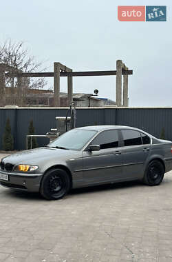 Седан BMW 3 Series 2004 в Бучаче