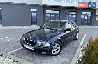 Седан BMW 3 Series 1993 в Трускавці