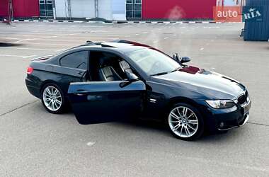 Купе BMW 3 Series 2009 в Киеве