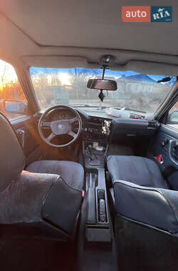 Седан BMW 3 Series 1985 в 