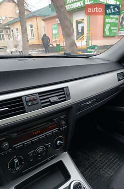 Универсал BMW 3 Series 2009 в Смеле