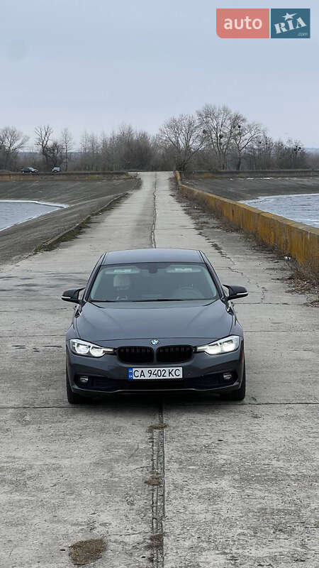 Седан BMW 3 Series 2017 в Черкассах