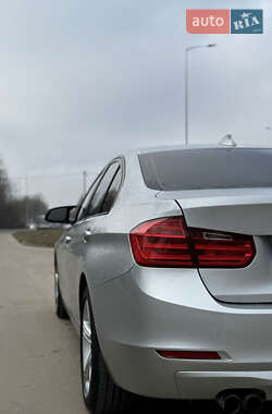 Седан BMW 3 Series 2012 в Львові