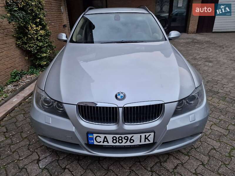 Универсал BMW 3 Series 2007 в Киеве